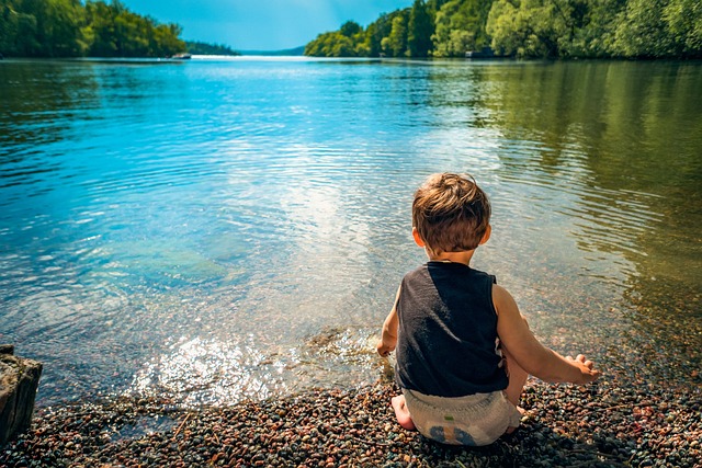 child and Lake