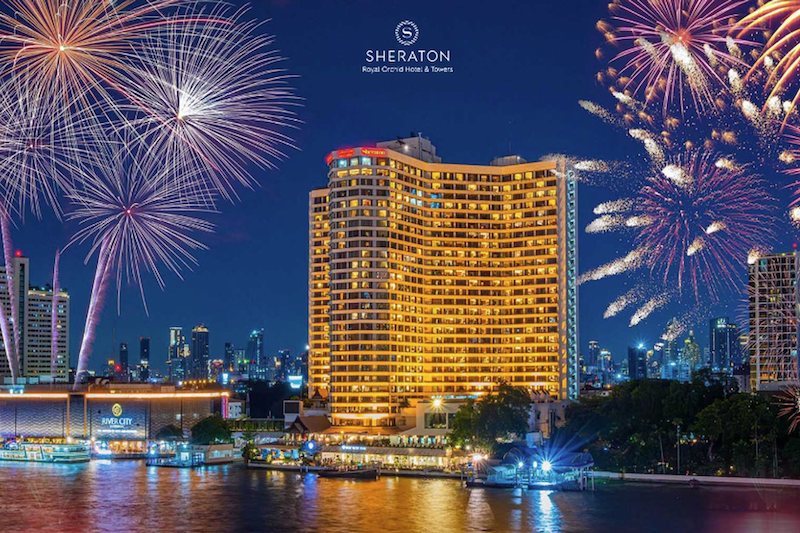 Royal Orchid Sheraton Hotel & Towers - Loy Krathong